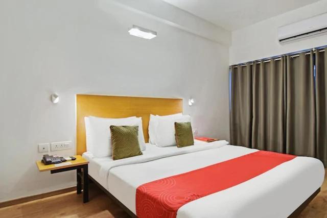 Kanak Beacon Hotel - Ashram Road Ahmadábád Kültér fotó