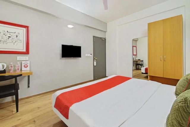 Kanak Beacon Hotel - Ashram Road Ahmadábád Kültér fotó