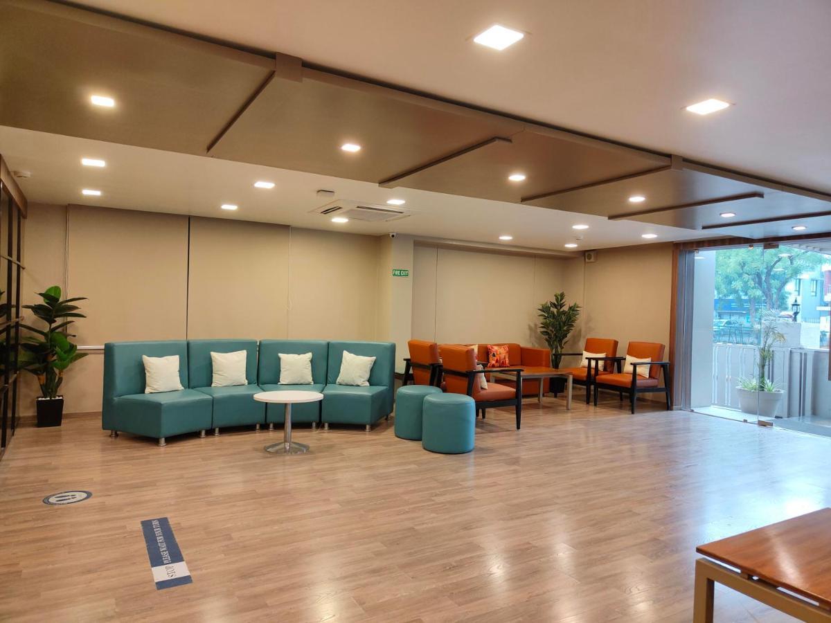 Kanak Beacon Hotel - Ashram Road Ahmadábád Kültér fotó